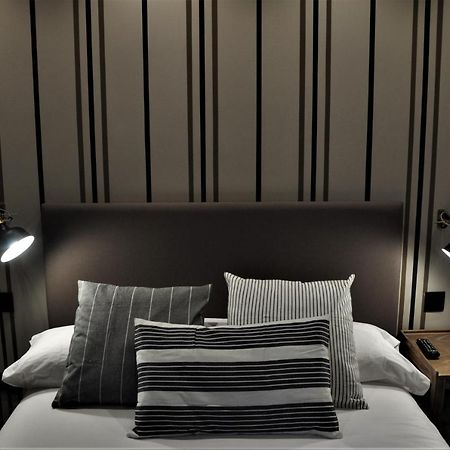 Apartamentos Las Agueeras Линарес Экстерьер фото