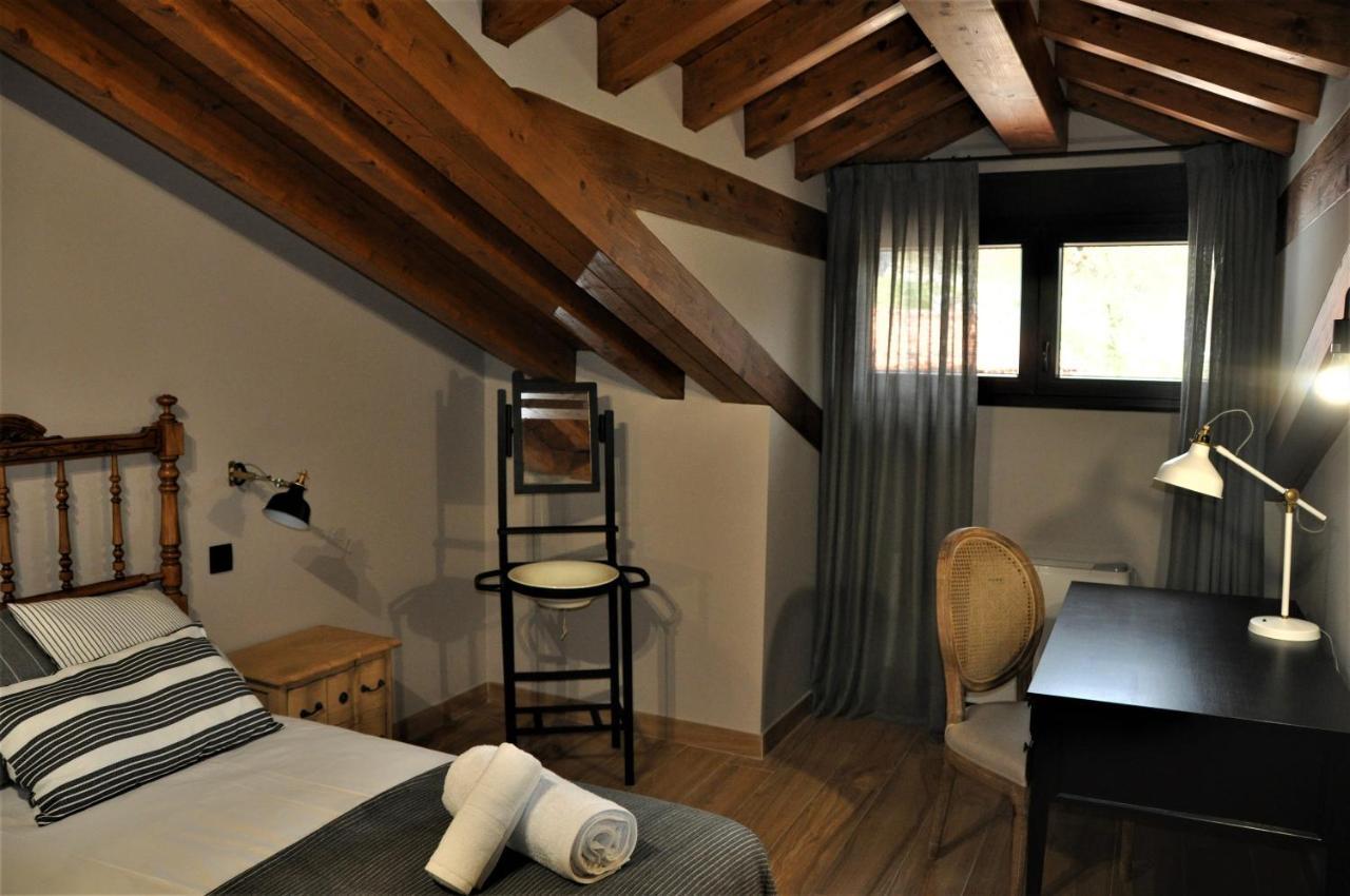 Apartamentos Las Agueeras Линарес Экстерьер фото
