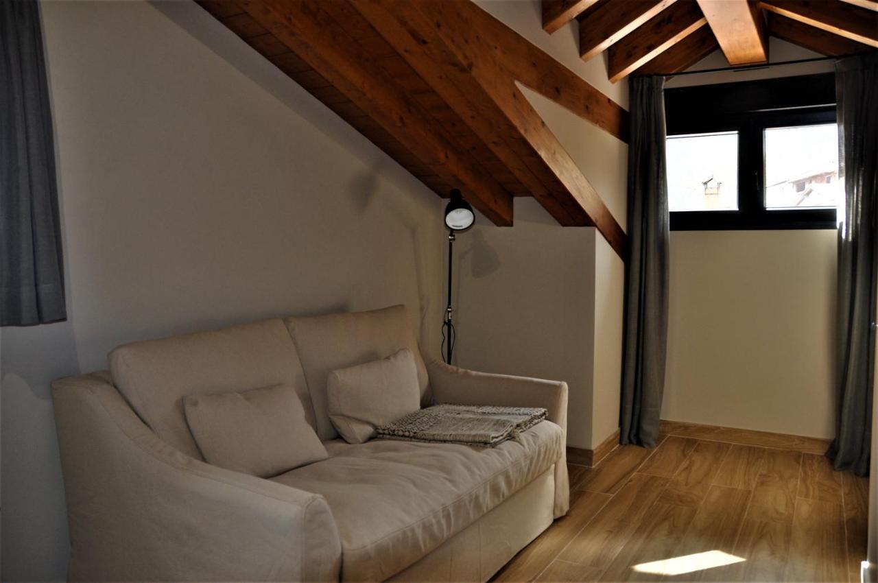 Apartamentos Las Agueeras Линарес Экстерьер фото