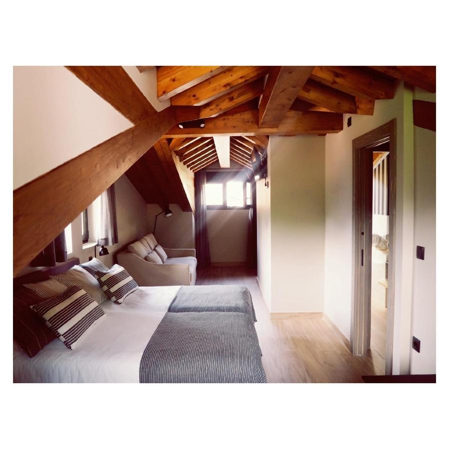 Apartamentos Las Agueeras Линарес Экстерьер фото