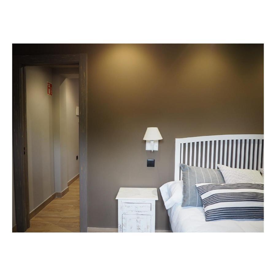 Apartamentos Las Agueeras Линарес Экстерьер фото